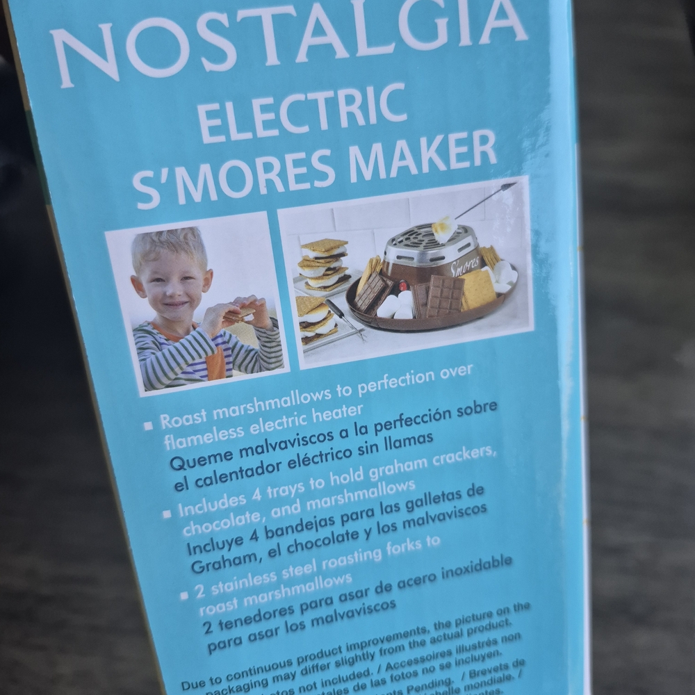 Bring the Campfire Fun Indoors! Nostalgia Electric S'mores Maker - Picture 4 of 5